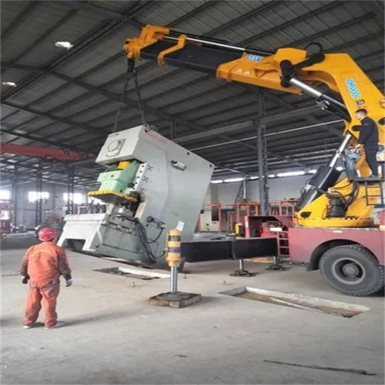 大方80吨折臂吊车出租附近电话